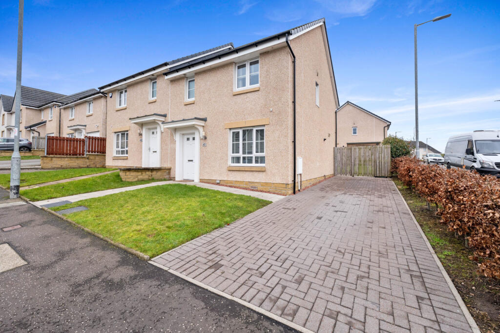Main image of property: 67 Braes O’ Yetts Drive, Kirkintilloch, G66 3FF