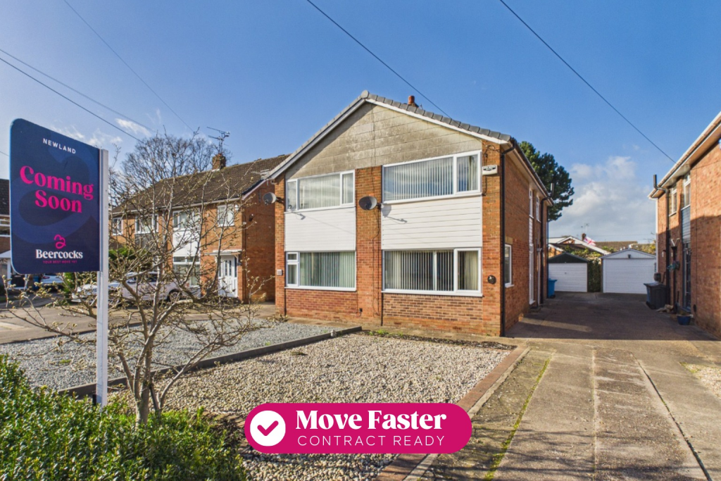 3-bed semi-detached on Tarran Avenue, Hull, East Riding of Yorkshire, HU6 7AL, £170,000