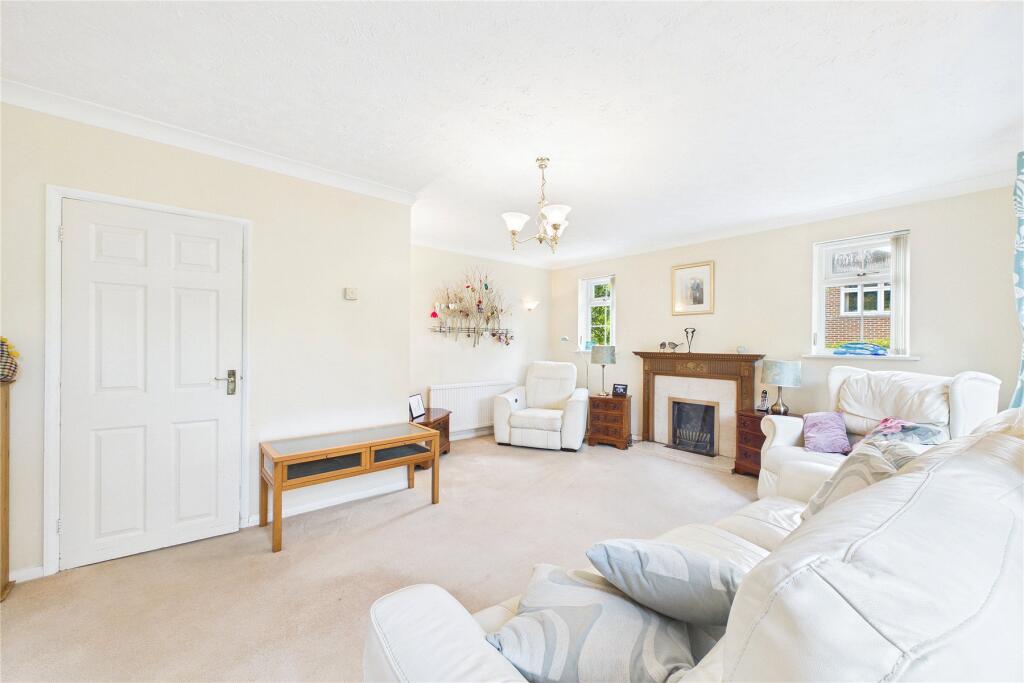 House in Woking, Surrey - View 3