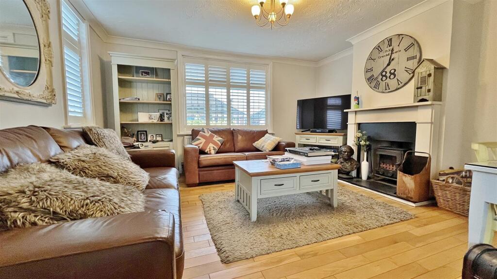 Elm Grove, Kirby Cross, Essex photo 2