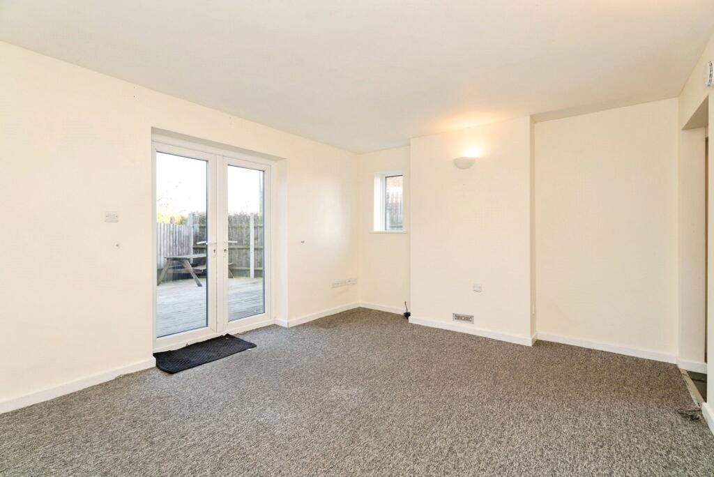 Apartment in Norwich - View 4