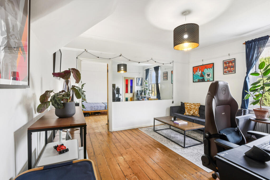 Main image of property: Gunnersbury Avenue, Ealing, London, W5