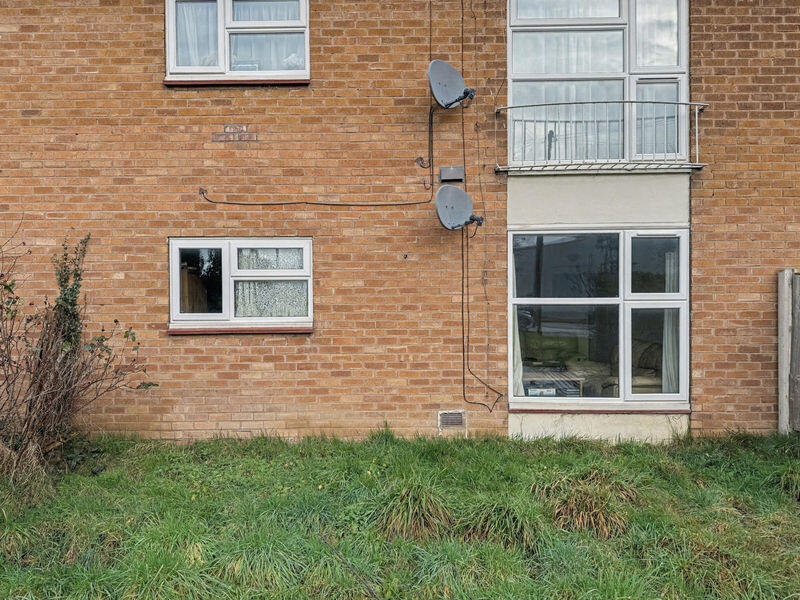 2-bed flat on Lancaster Road, Harlescott, Shrewsbury, SY1 3JG, £110,000