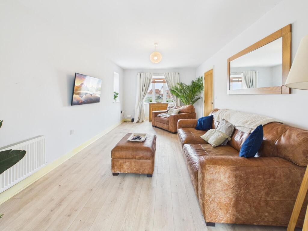 16, Revesby Lane, Horncastle photo 2