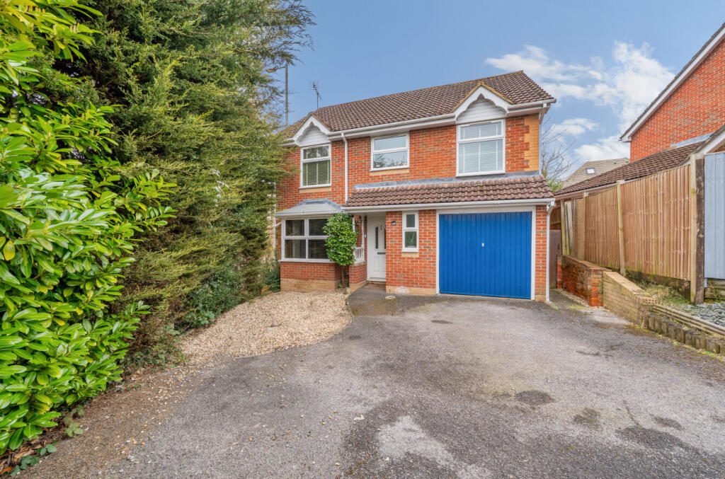 Main image of property: Crisp Gardens, Binfield, Bracknell, Berkshire, RG42