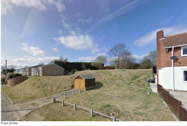 Tingewick, Bucks.png