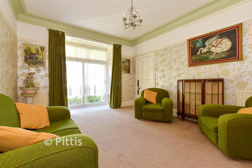 Main image of property: Arthurs Hill, Shanklin, Isle of Wight
