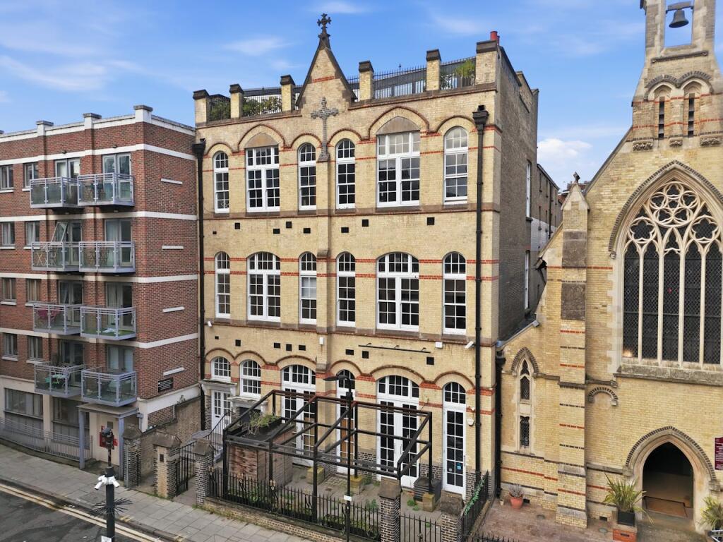 Main image of property: 16-17 Hoxton Square, Shoreditch, London, N1 6NT