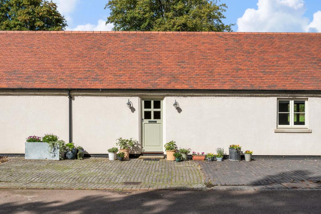 Main image of property: Hitchin Road, Codicote, Hitchin, SG4