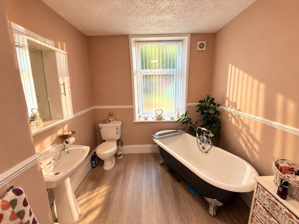 House in Bury, Greater Manchester - View 4