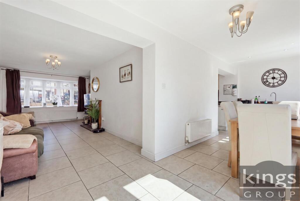House in Harlow, Tye Green - More