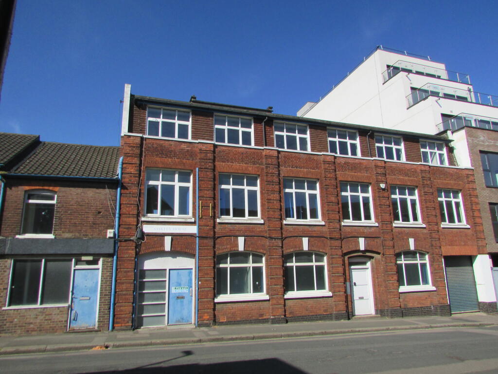 Main image of property: Collingdon Street, Luton