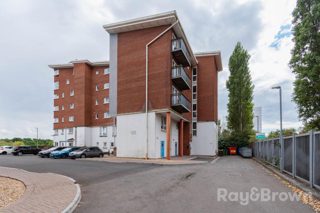 Apartment in Cardiff - View 5