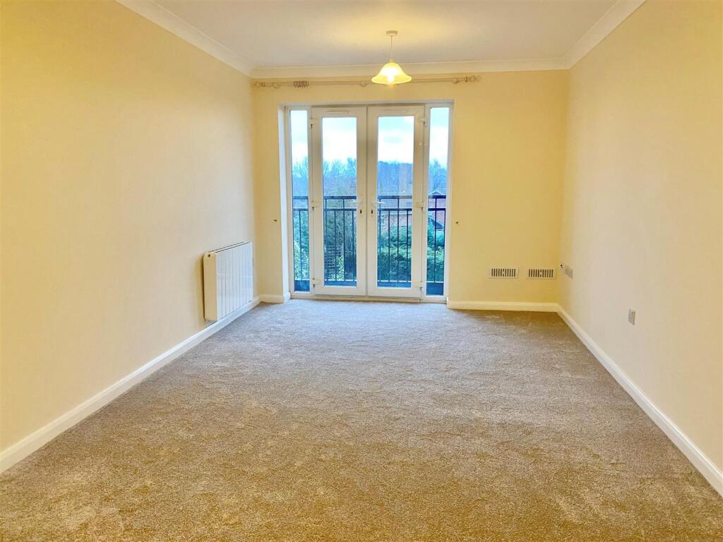36 Radbrook House, Stanhill Road, Shrewsbury, SY3 6AL photo 4