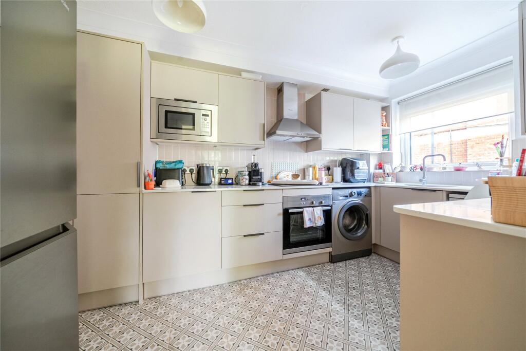 Oaklands Road, Bromley - View 3