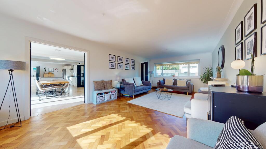 Cotswold Avenue, Lisvane, Cardiff photo 4