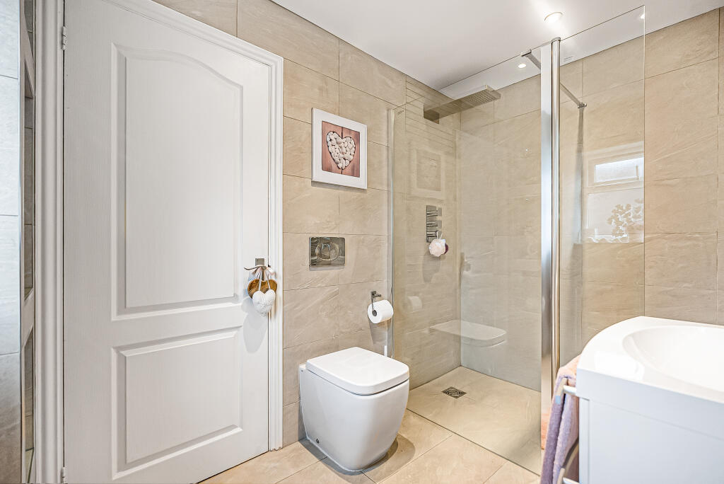 Additional image 20 of The Drive, Welwyn, Hertfordshire, AL6