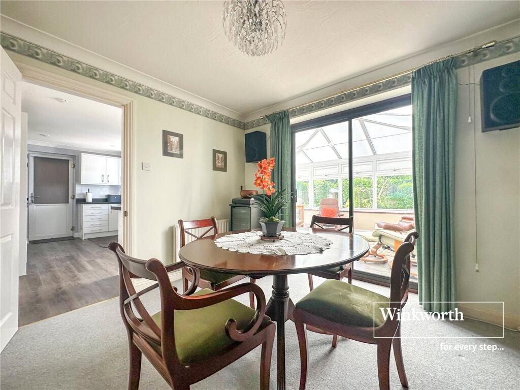Church Road, Ferndown, Dorset, BH22 photo 4