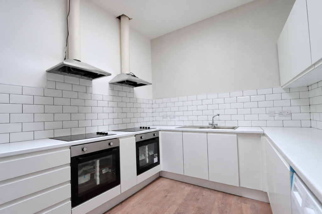 House in Nottingham - View 3