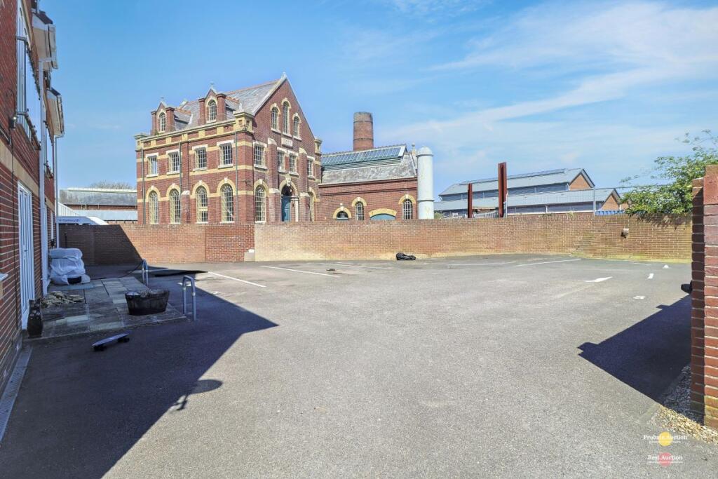 Apartment in Portsmouth, Eastney - View 3