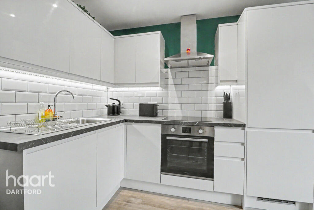 Main image of property: North Ash Road, Longfield