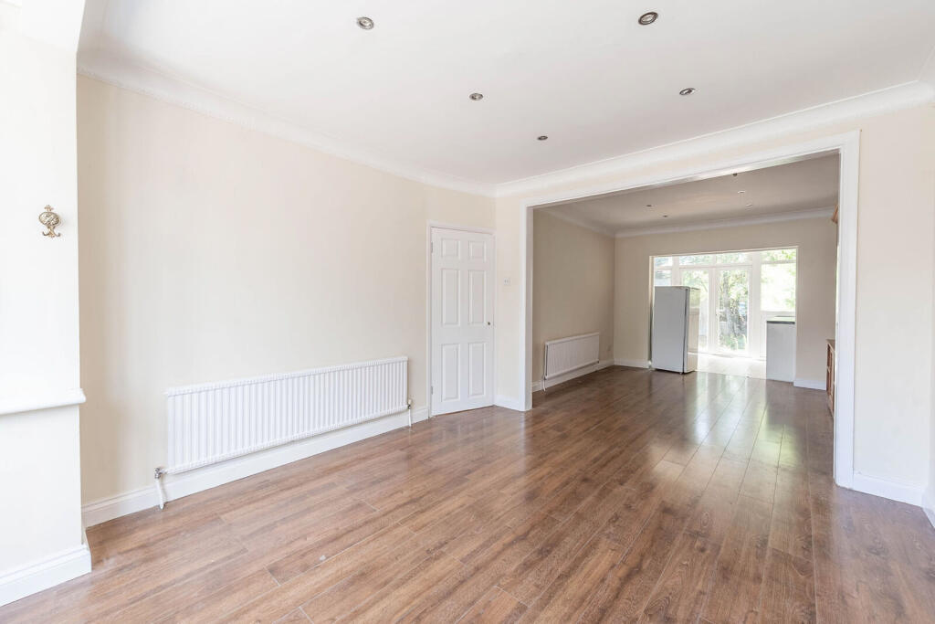 House in Southall - View 2