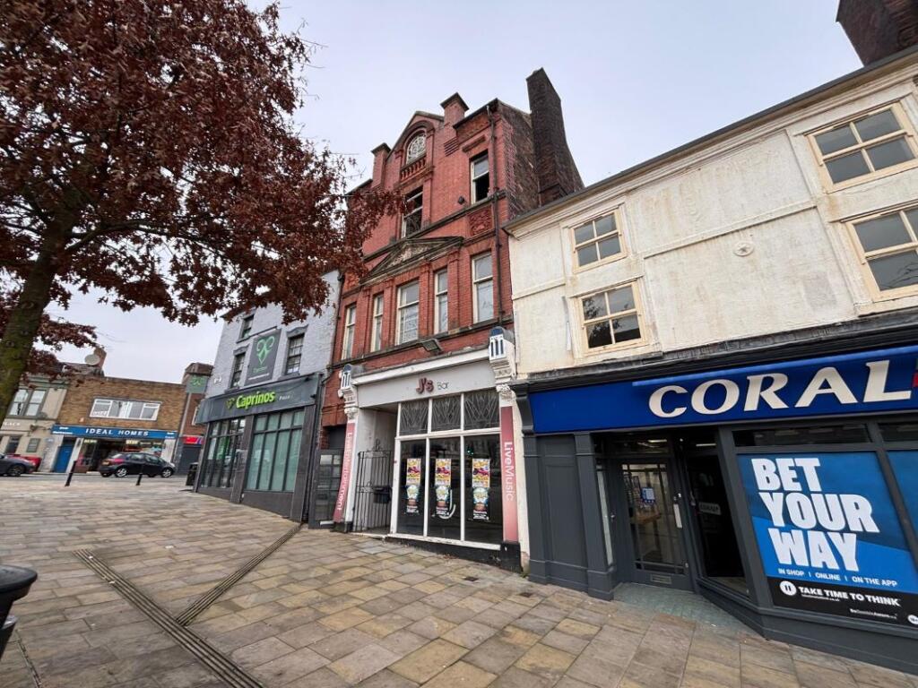 Main image of property: 3 St. Johns Square, Stoke-on-Trent, Staffordshire, ST6 3AH