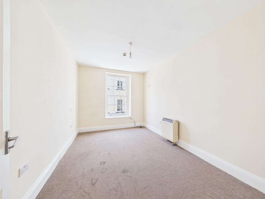 Nevill Street, Abergavenny, NP7 photo 3