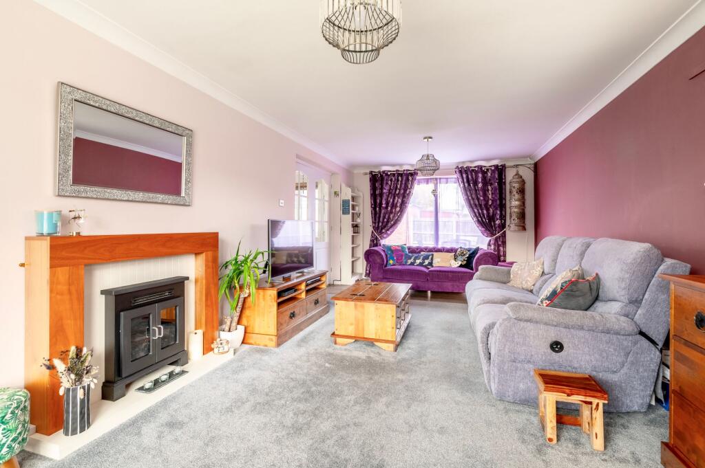 Noel Road, Oulton Broad North photo 4