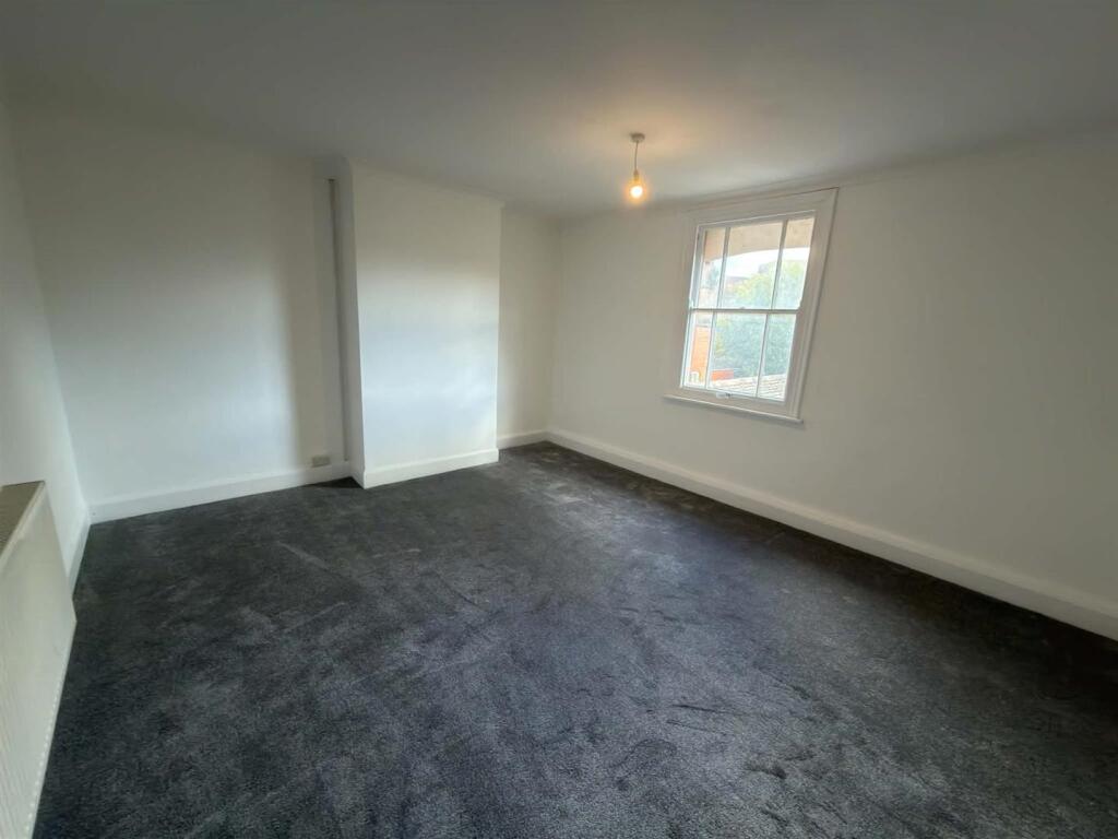 Apartment in Birmingham, Bournville - More