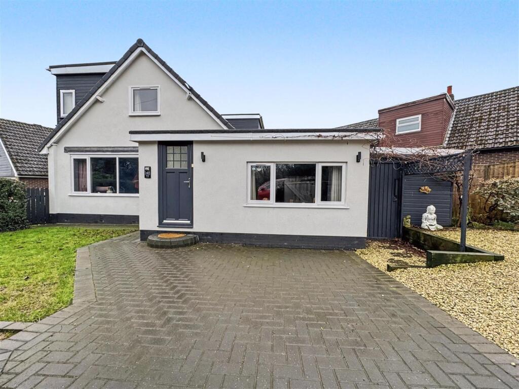 4-bed detached on Pilling Lane, Scissett, Huddersfield HD8 9JF, £450,000