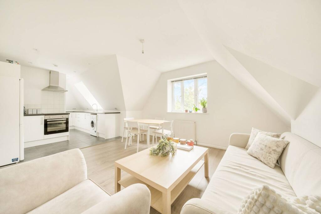 Main image of property: Oak Avenue, Hampton, TW12