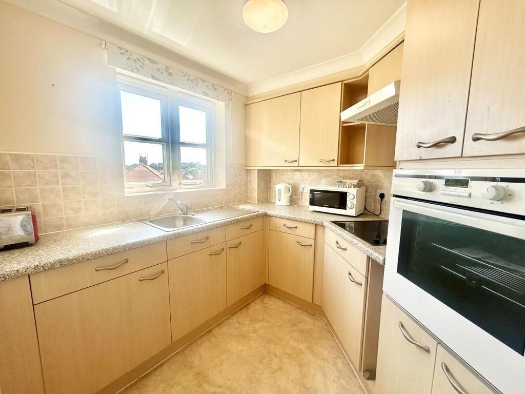 Apartment in Bridlington, East Riding of Yorkshire - View 4