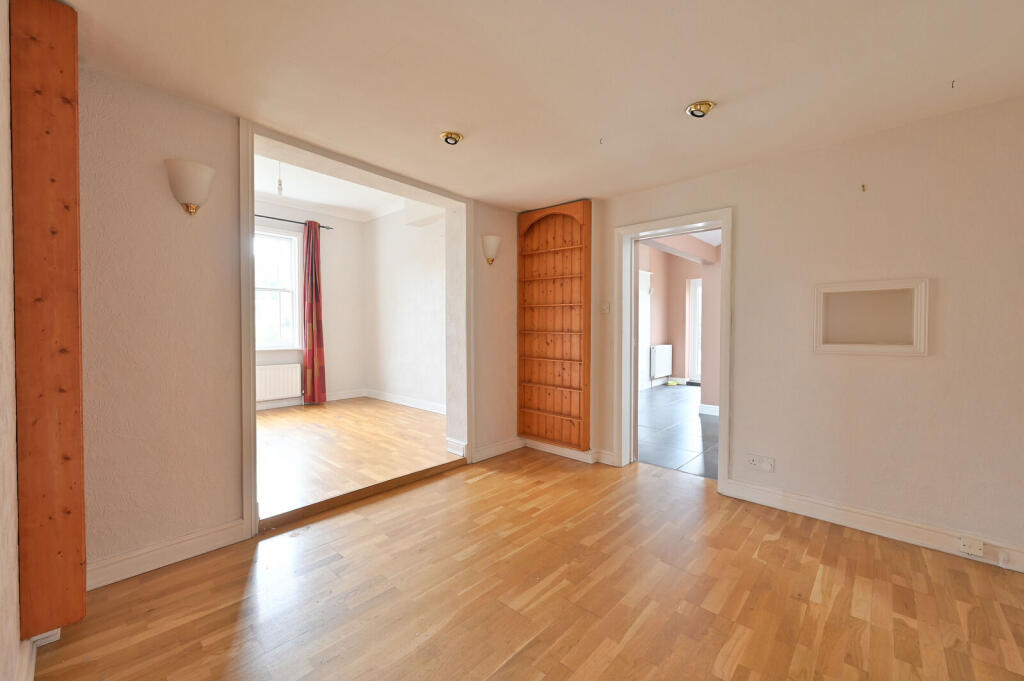 House in Watford - View 5
