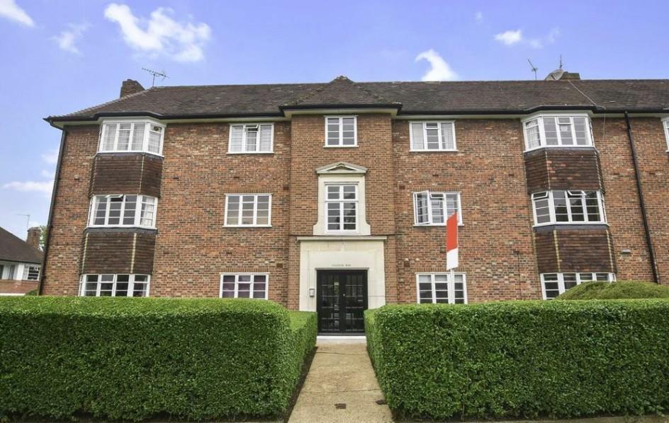 Main image of property: Ossulton Way, London, N2