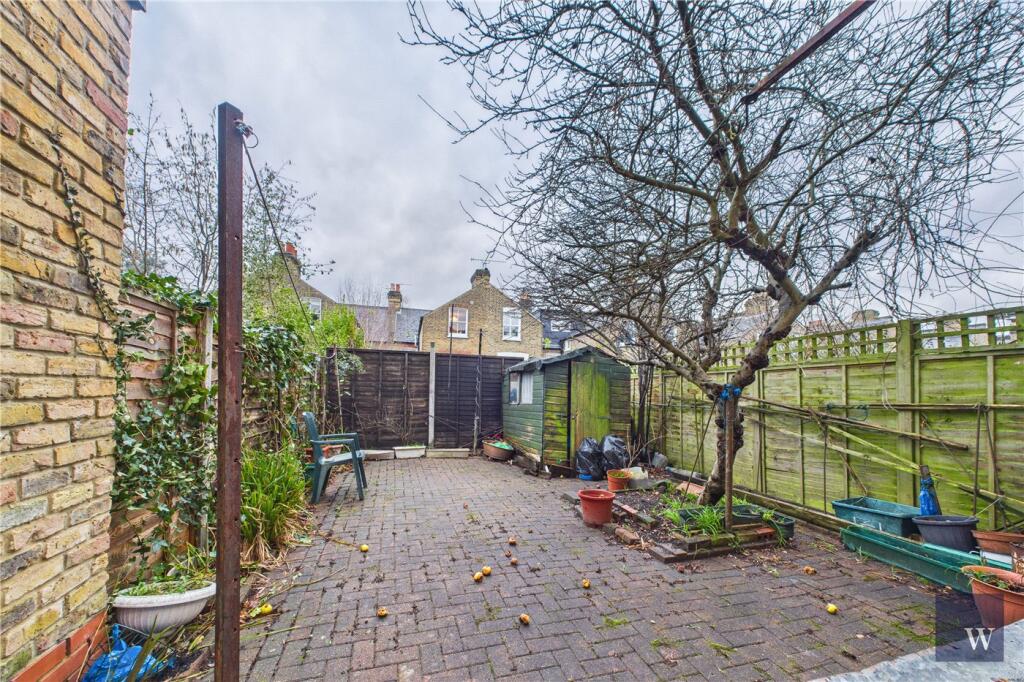 Arodene Road, London, SW2 photo 3