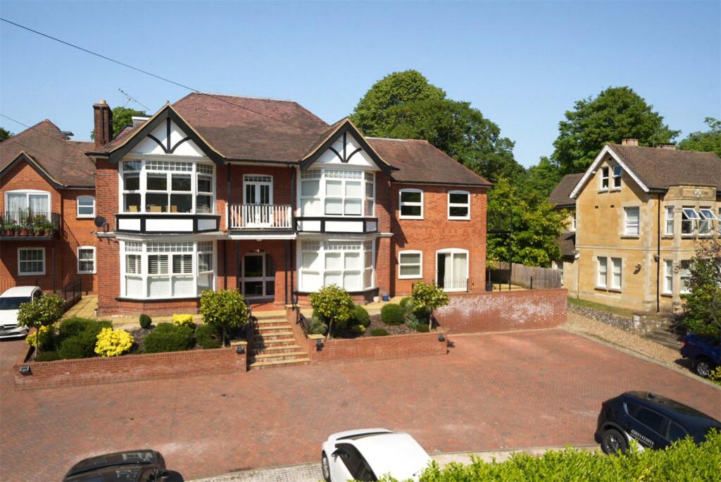 Main image of property: Chilworth House, 7 Rectory Avenue, High Wycombe