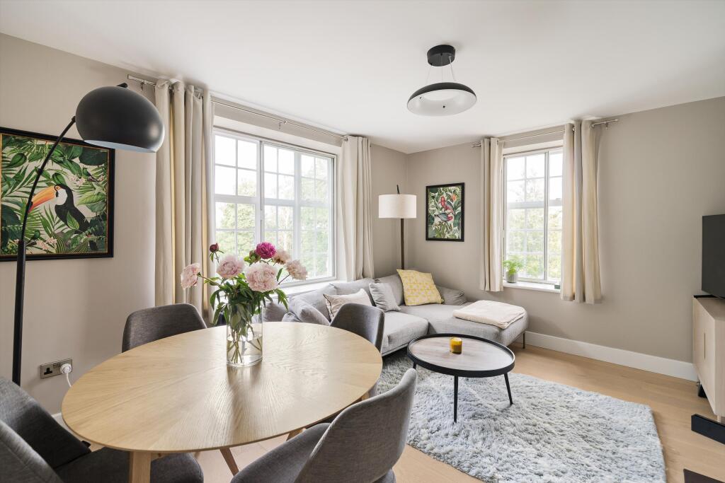 Main image of property: Richmond Hill Court, Richmond and garage space 5, London TW10