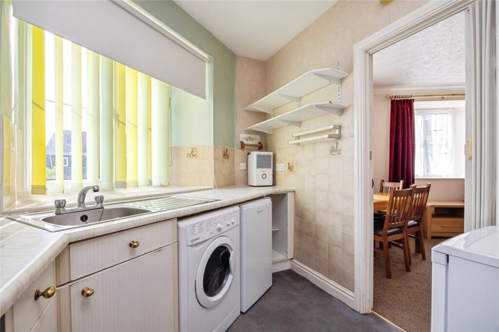 Apartment in Plymouth - More