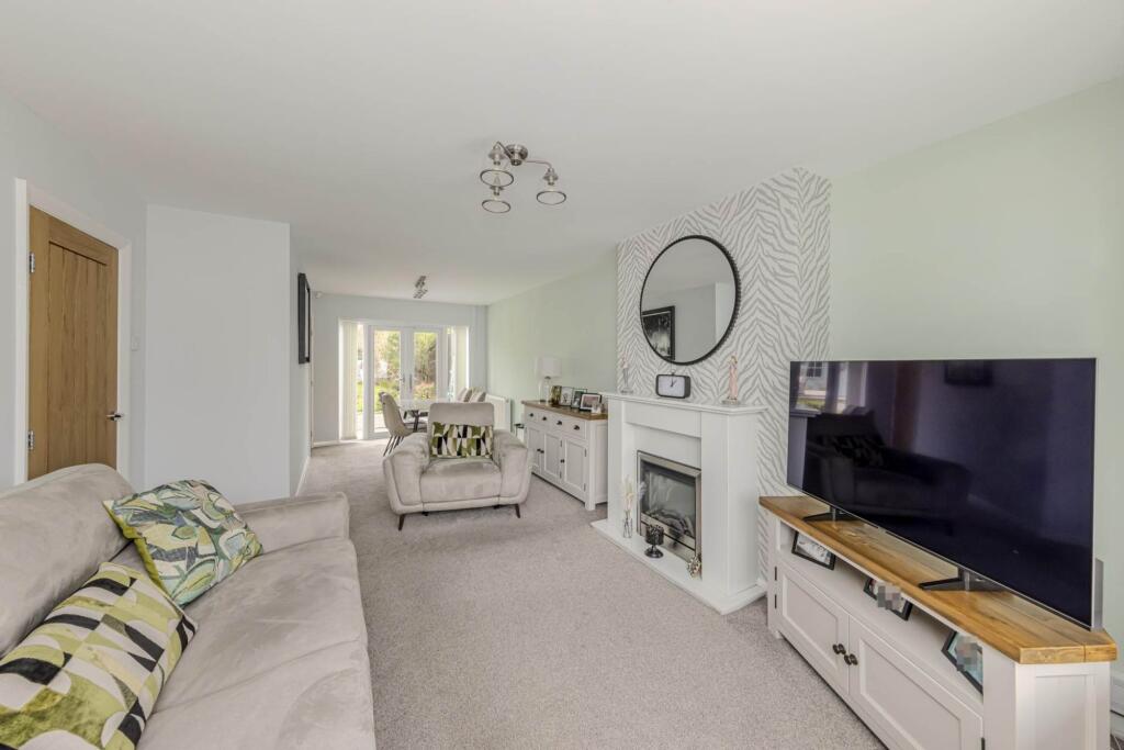 Werburgh Drive, Stoke-On-Trent, ST4 photo 4