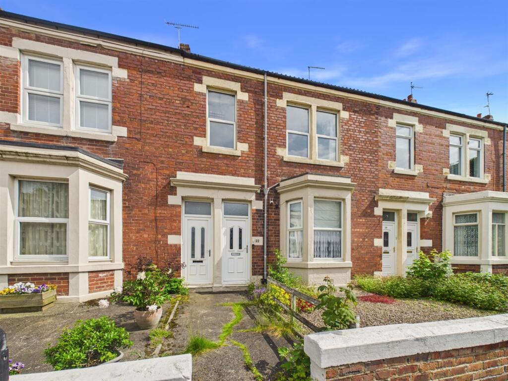 Apartment in North Tyneside, Cullercoats