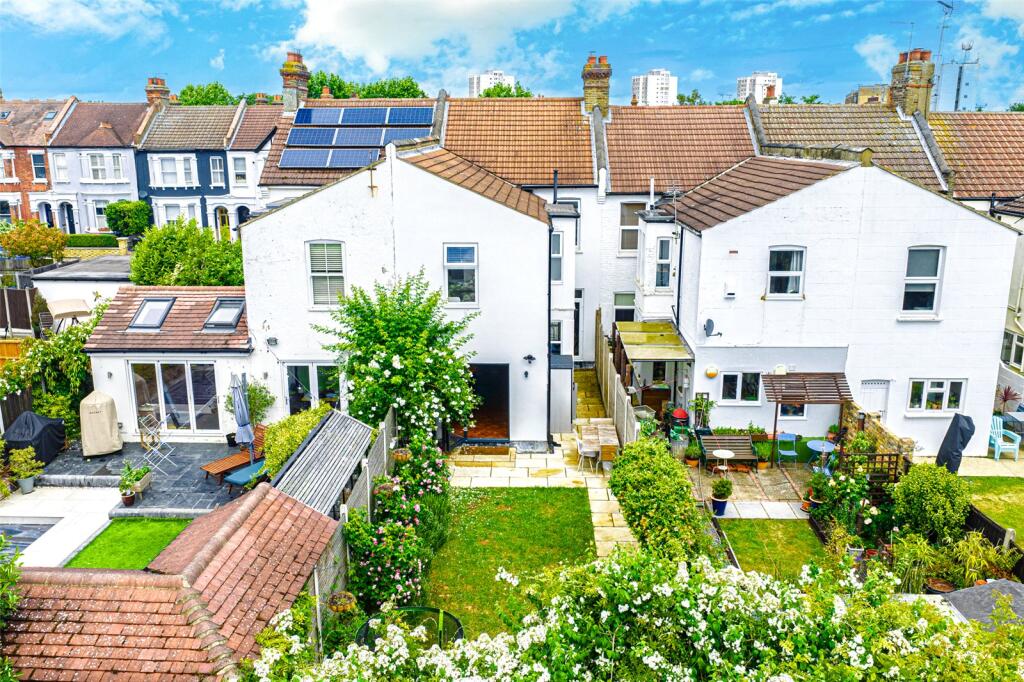 Hermitage Road, Westcliff-on-Sea, Essex, SS0 - View 4