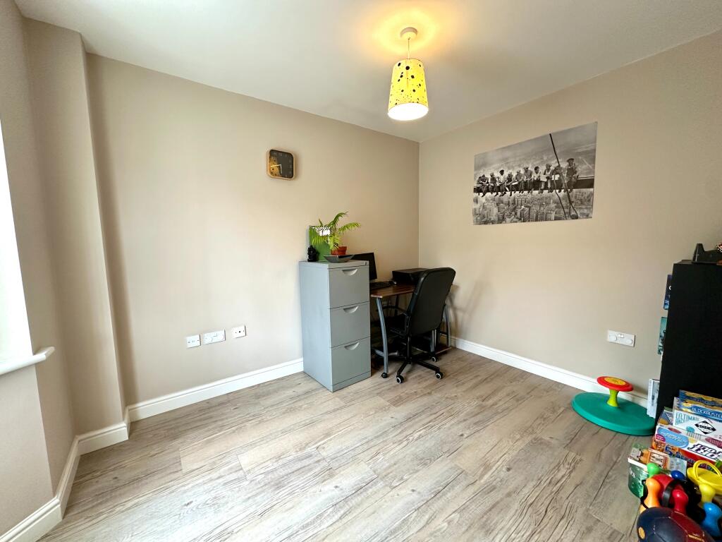House in Walsall, Catherine Cross - View 5