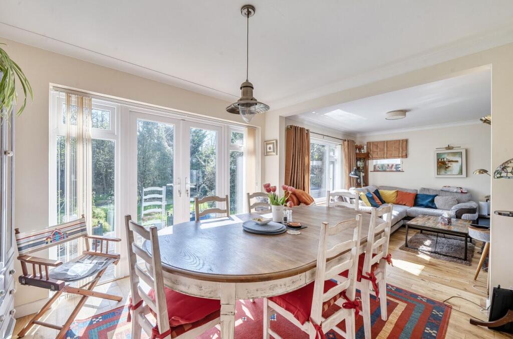 Haglane Copse, Pennington, Lymington, SO41 - View 3
