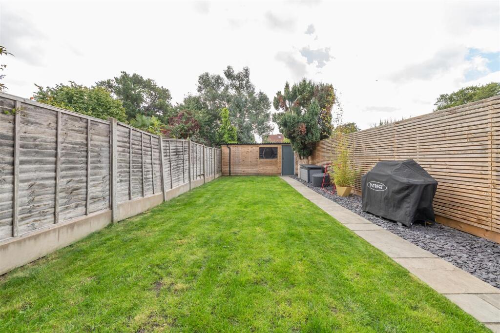 Maybank Road, South Woodford photo 4