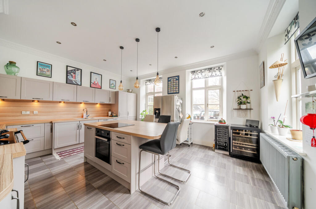 House in New Forest, New Milton - View 5