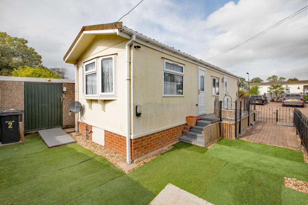 Main image of property: Theddingworth Road, Lubenham, LE16 9TP
