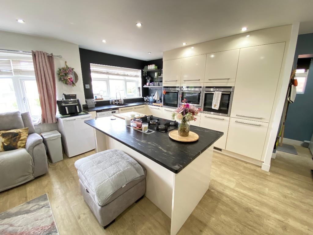 House in Stoke-on-Trent, Normacot - View 5