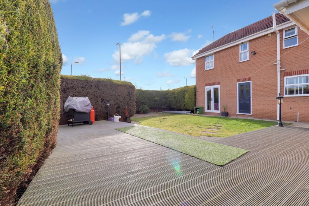 Providence Green, Pontefract, West Yorkshire, WF8 photo 2