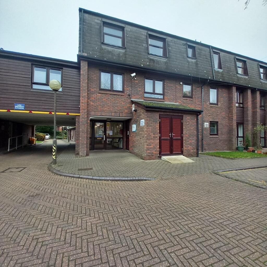 Main image of property: Vernon House , avenue Road, Leicester , LE23EB